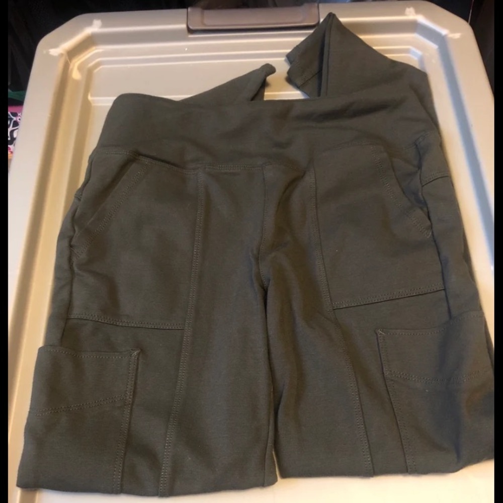 Vylette Leggings Size Small - Green